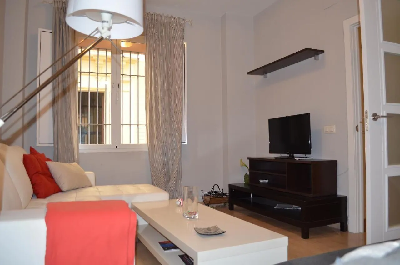 Suite Center Perez Galdos Seville Apartment